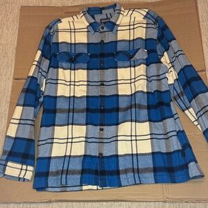 Patagonia Blue and Navy Striped Organic Cotton Shirt